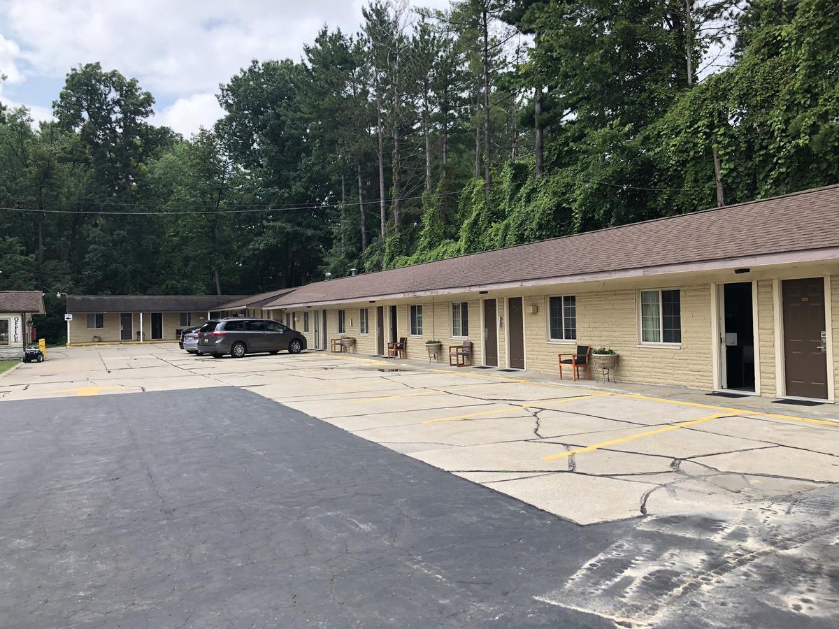 Gratiot View Motel Shields Esterno foto